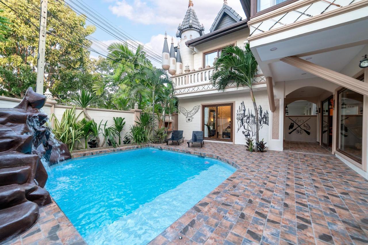 Potterland Luxury Pool Villa Pattaya Walking Street 6 Bedrooms Luaran gambar